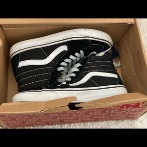 Vans Authentic Skater Sneakers